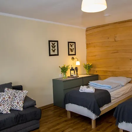 Iskra Bed & Breakfast 3*