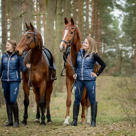 Iskra לינה וארוחת בוקר