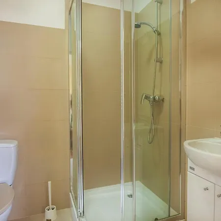 Iskra فندق مبيت وإفطار 3*