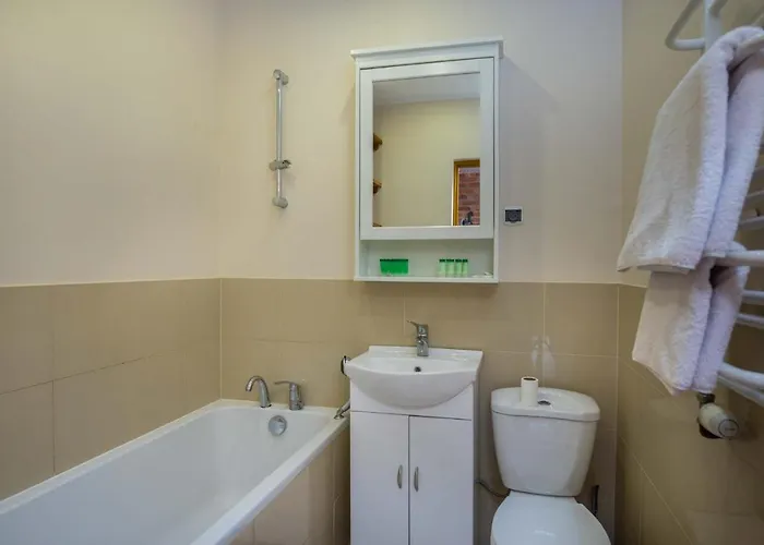 Iskra Bed & Breakfast 3*