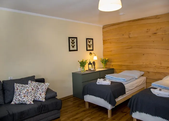 Iskra Bed & Breakfast 3*