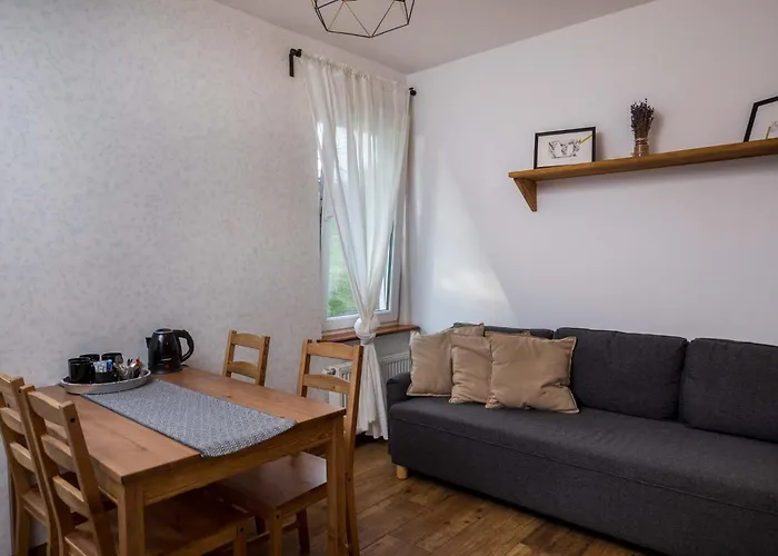 Iskra Bed & Breakfast 3*