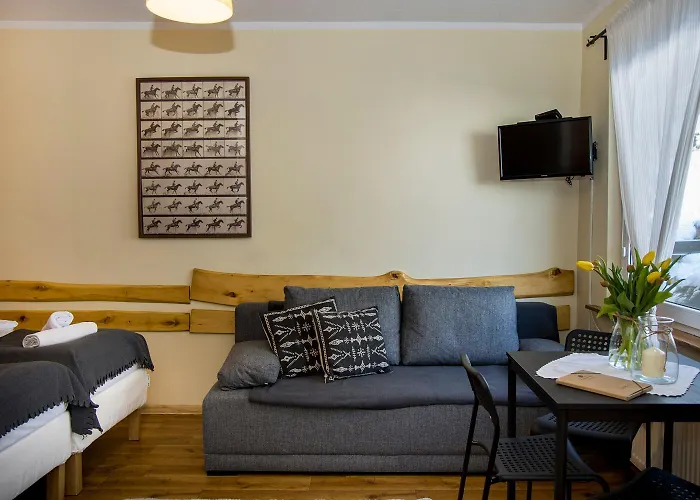 Iskra Bed & Breakfast 3*